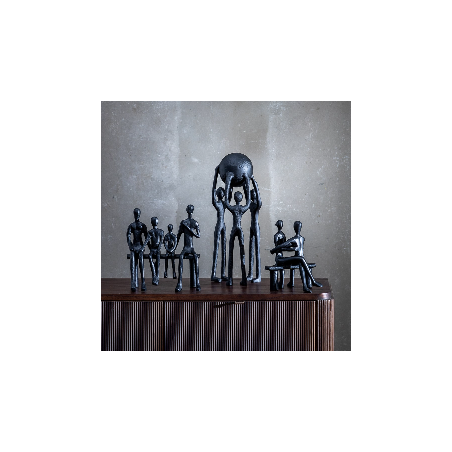 FIGURE FAMILLE. NOIR. ALUMINUM 20 X 11 X 24 CM